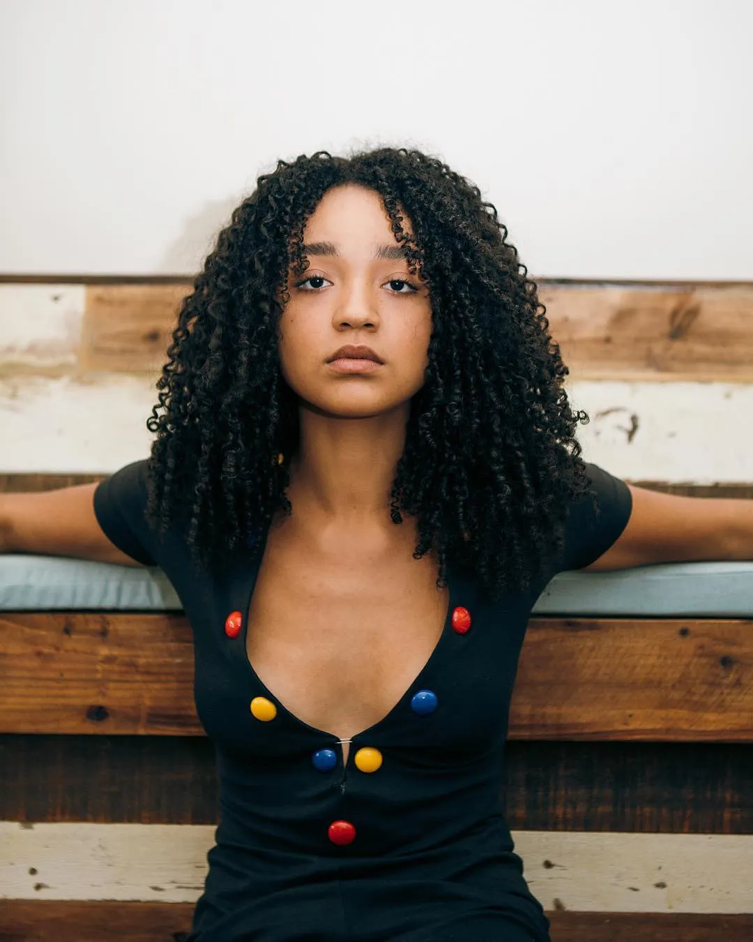 Aisha Dee - Photo