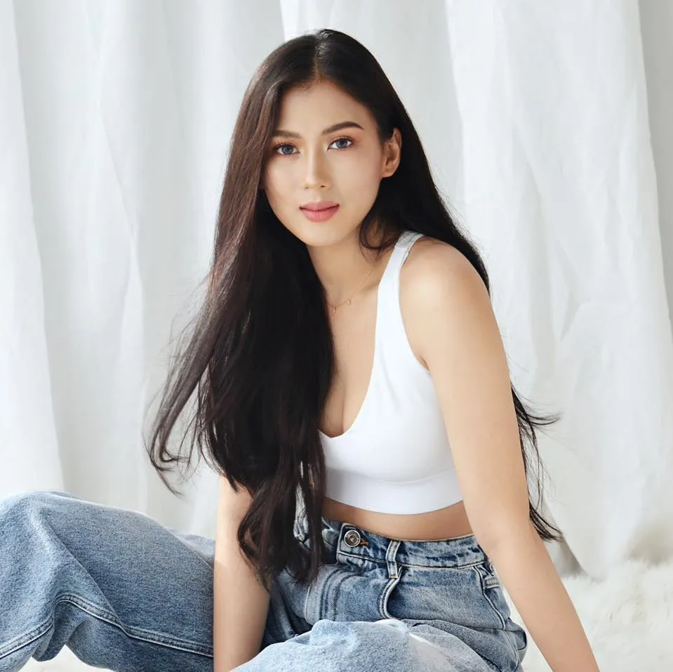 Alex Gonzaga - Photo