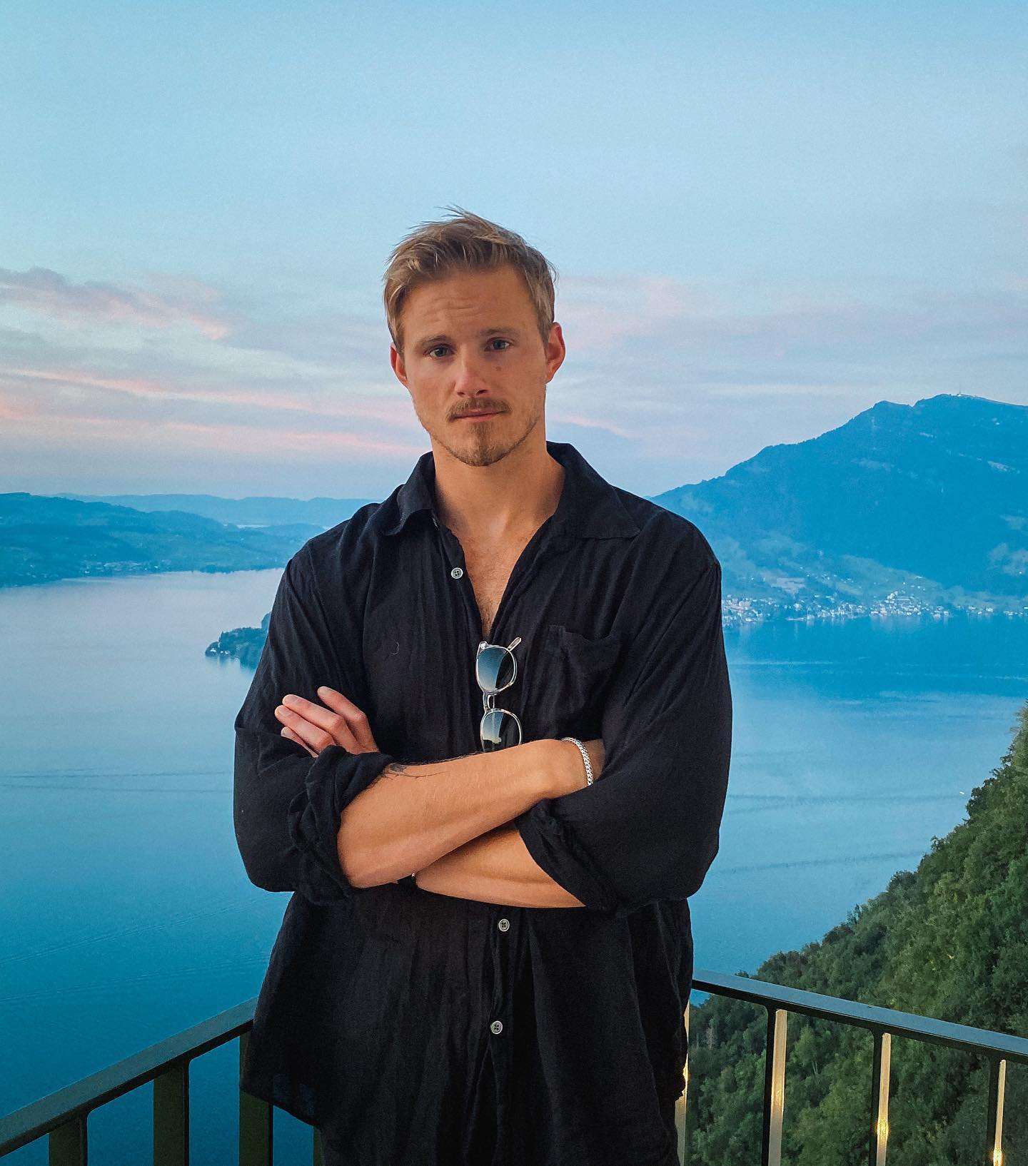 Alexander Ludwig - Photo