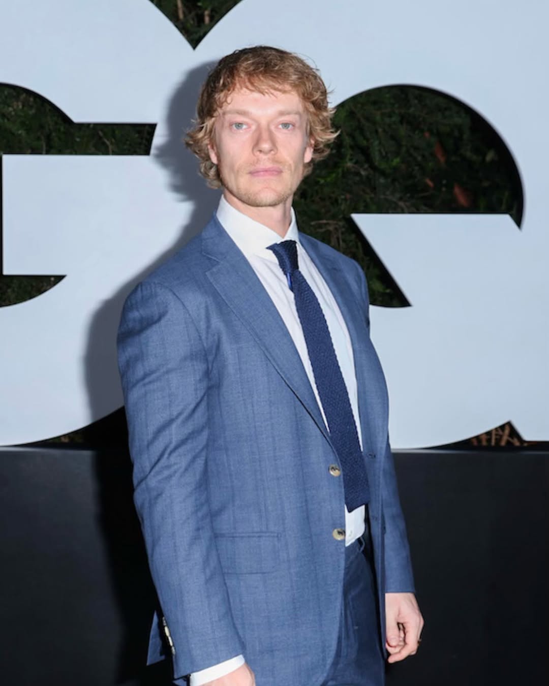 Alfie Allen - Photo
