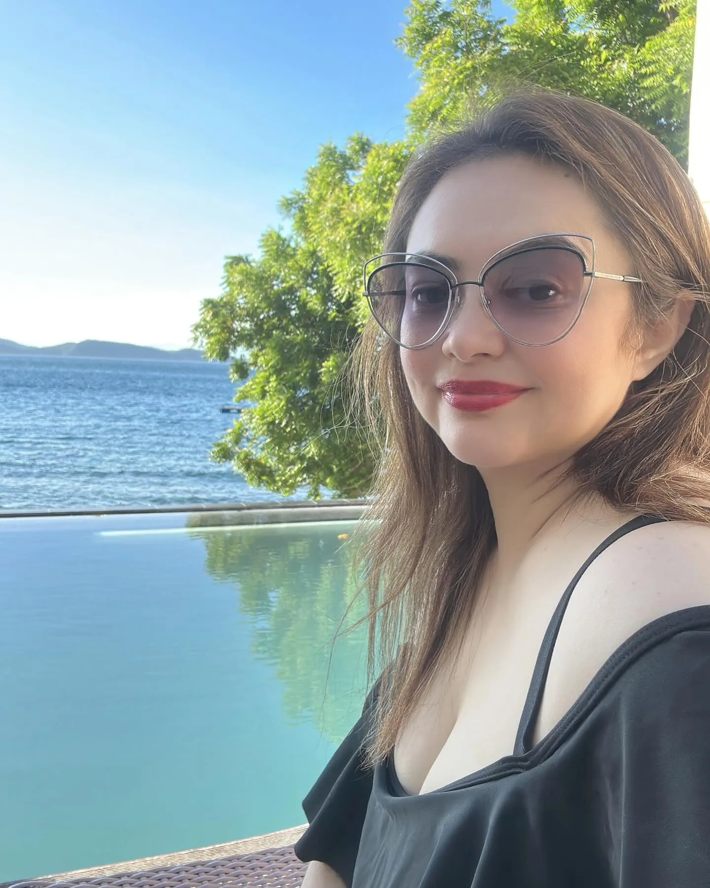 Angelika Dela Cruz - Photo