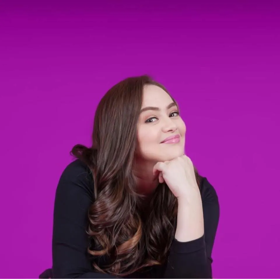 Angelika Dela Cruz - Photo