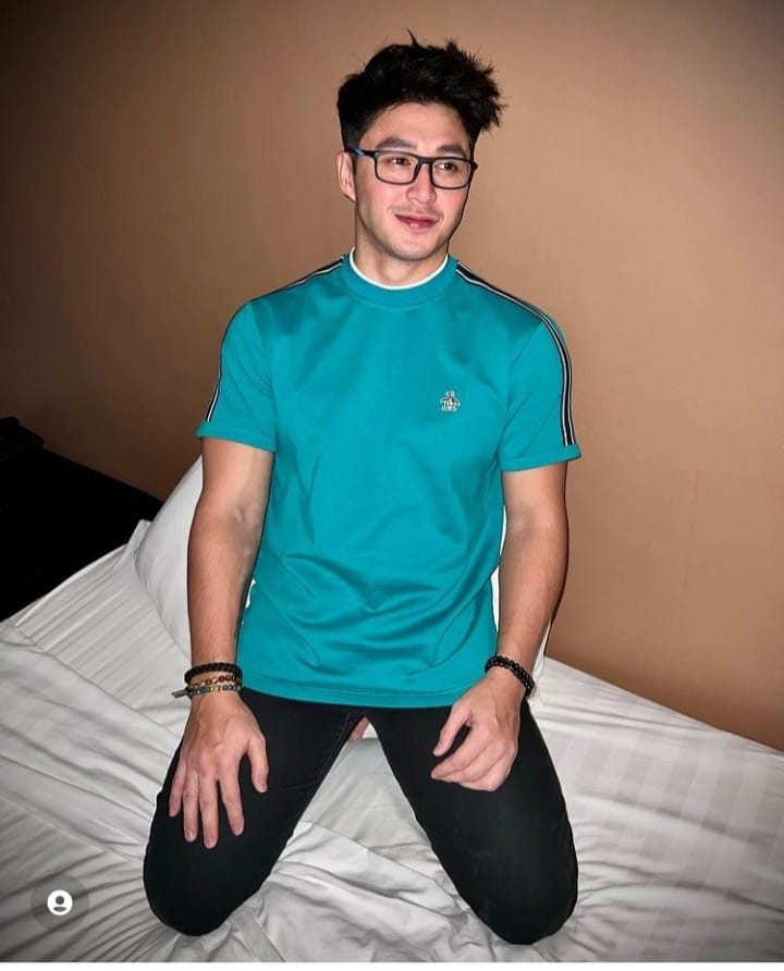 Arron Villaflor - Photo