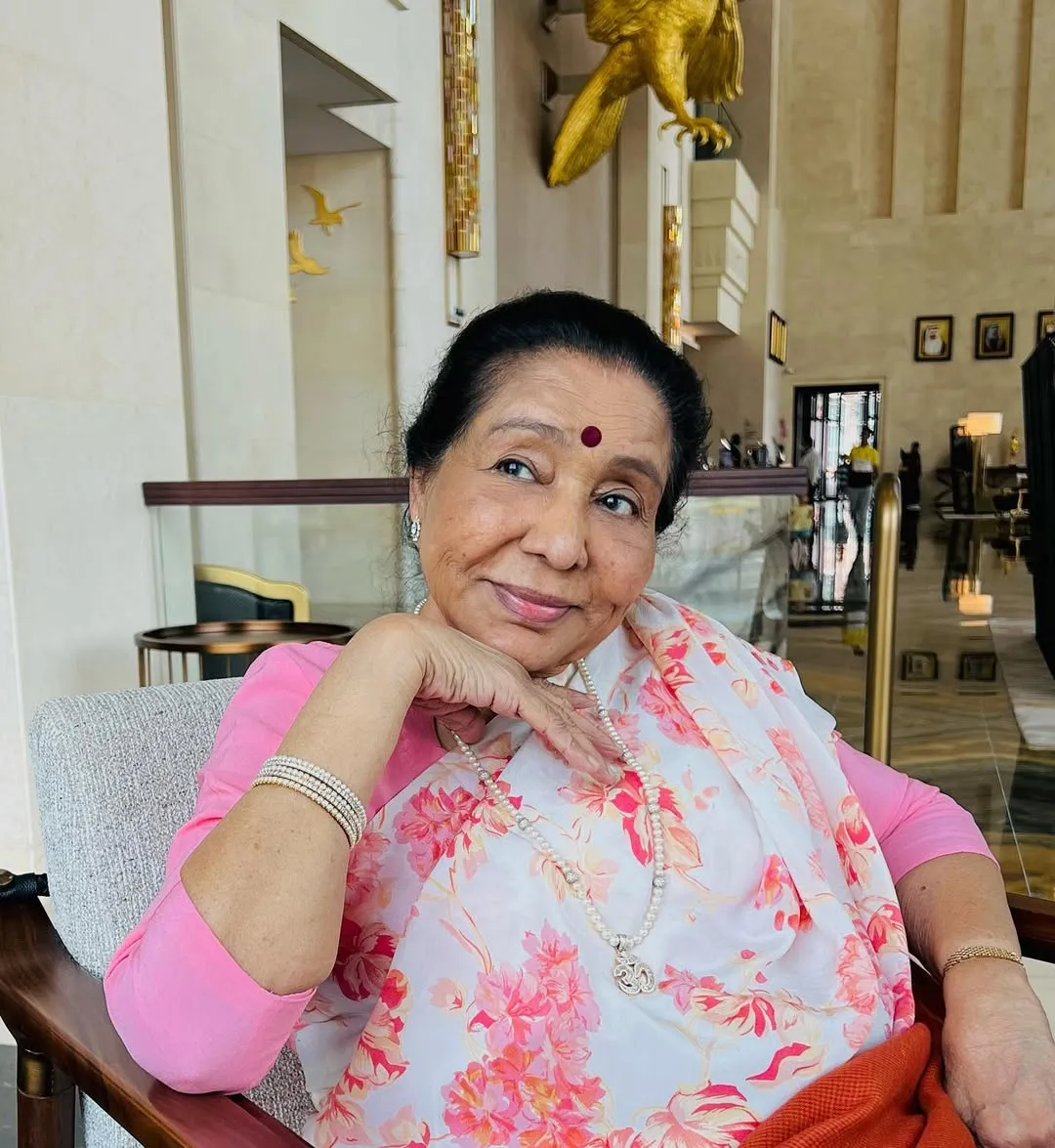 Asha Bhosle - Photo