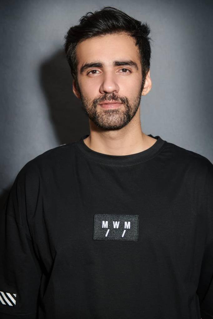 Avinash Tiwary - Photo