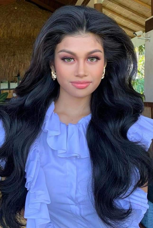 Aviona Erszebeth Dass - Photo