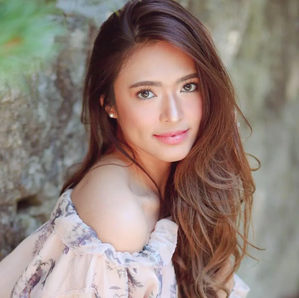 Bangs Garcia - Photo