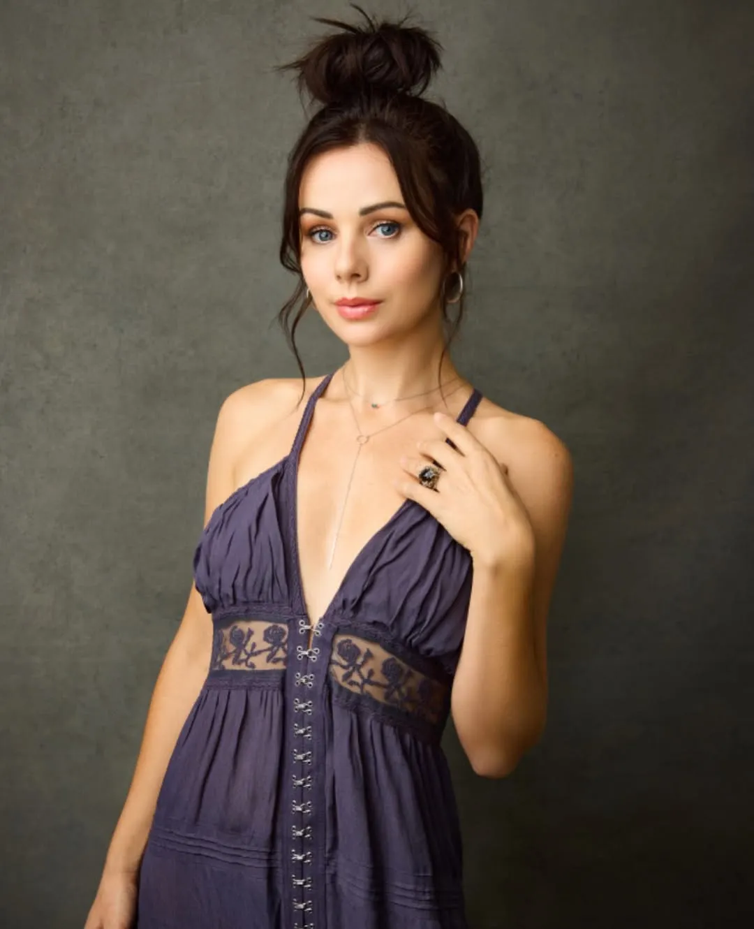 Brooke Williams - Photo