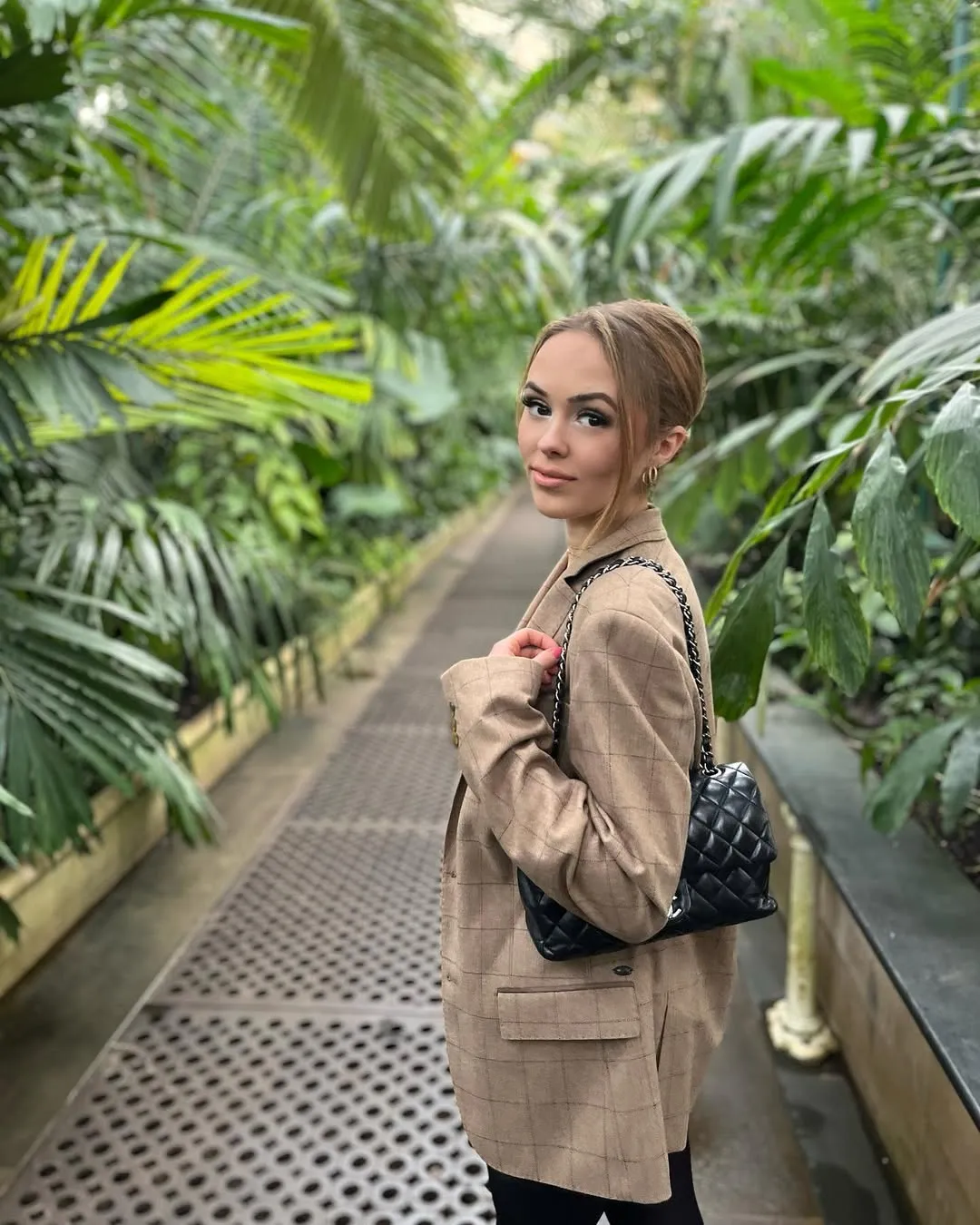 Calli Taylor - Photo