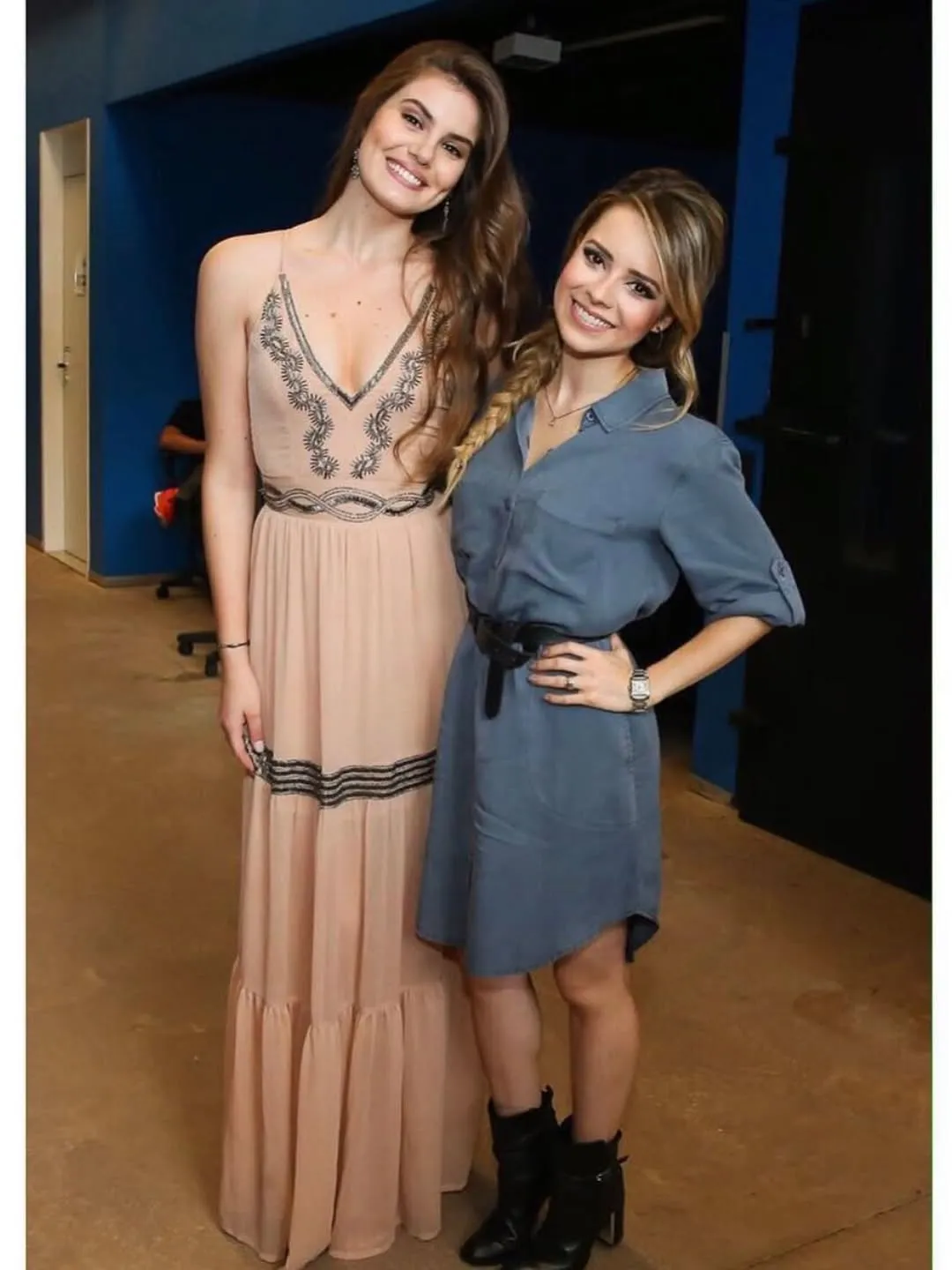 Camila Queiroz - Photo