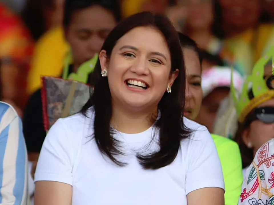 Camille Villar - Photo