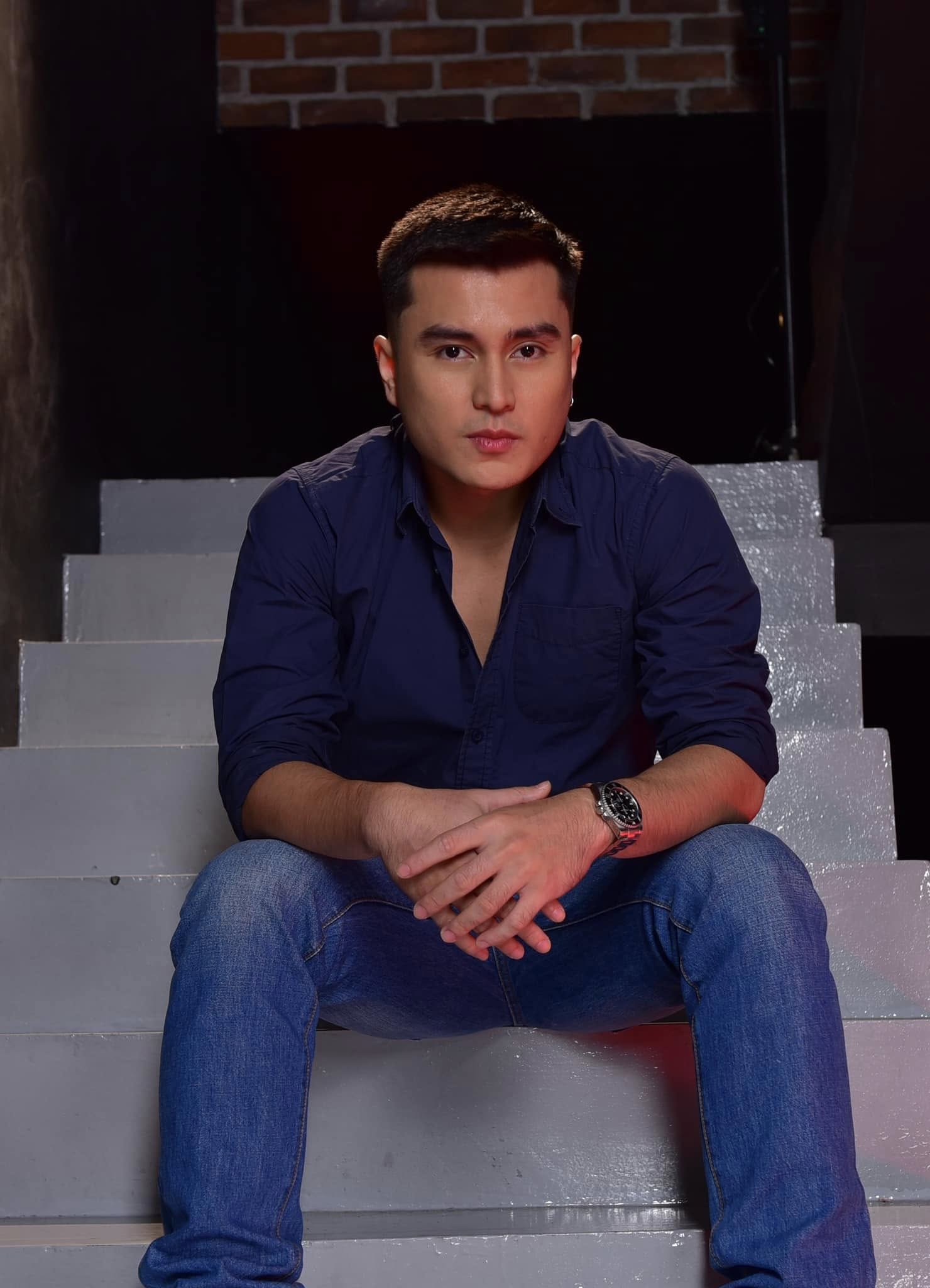 Carlo Lacana - Photo