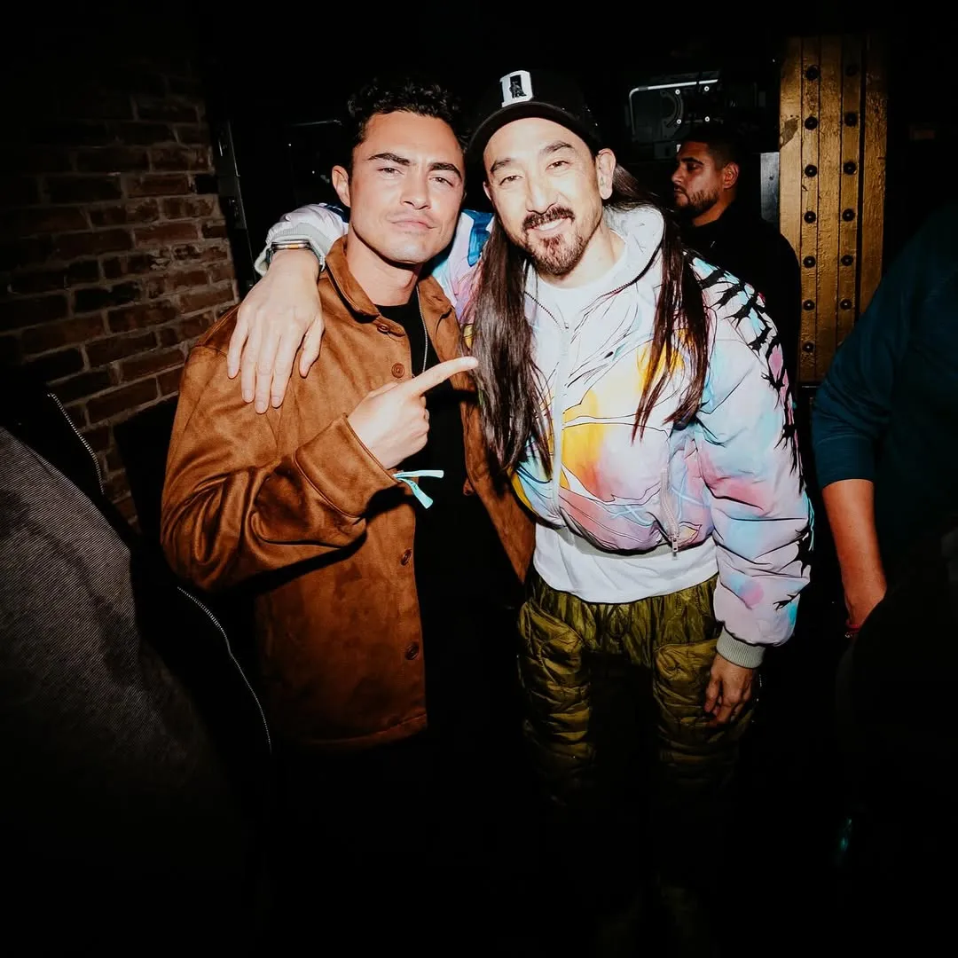 Darren Barnet - Photo