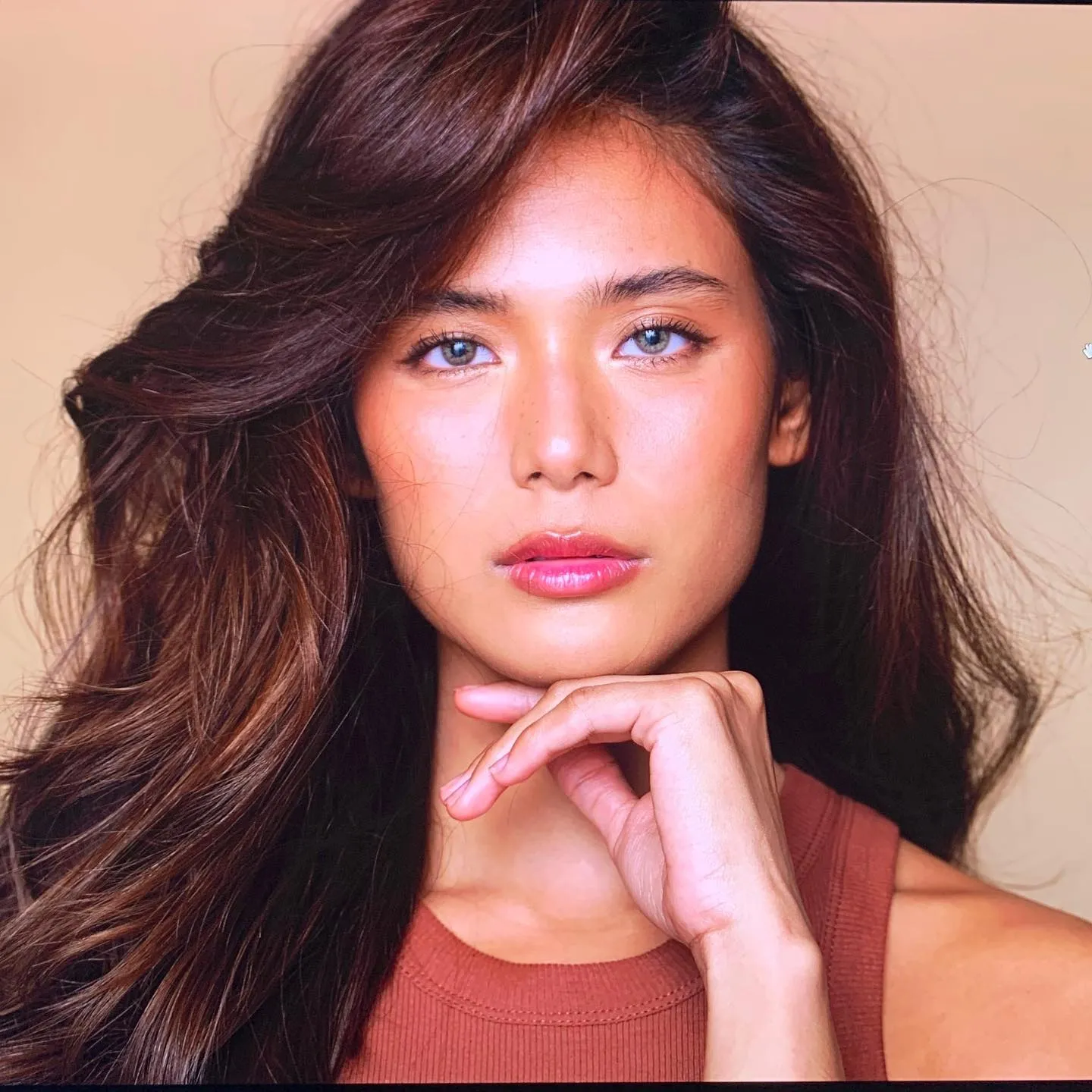 Devon Seron - Photo