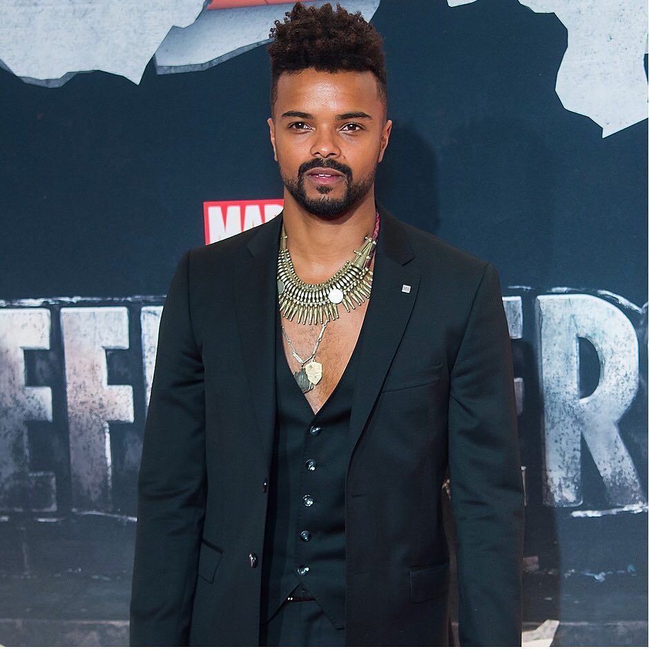 Eka Darville - Photo