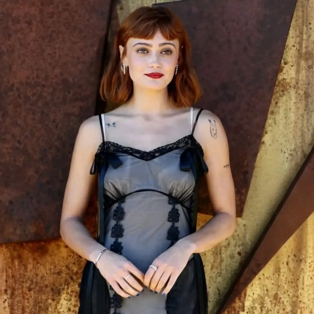 Ella Purnell - Photo