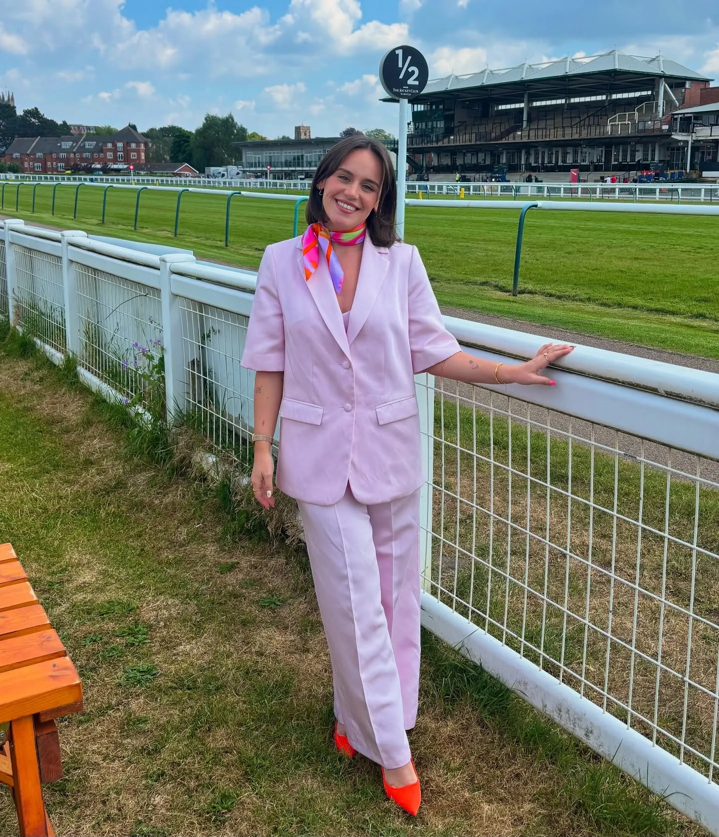Ellie Leach - Photo