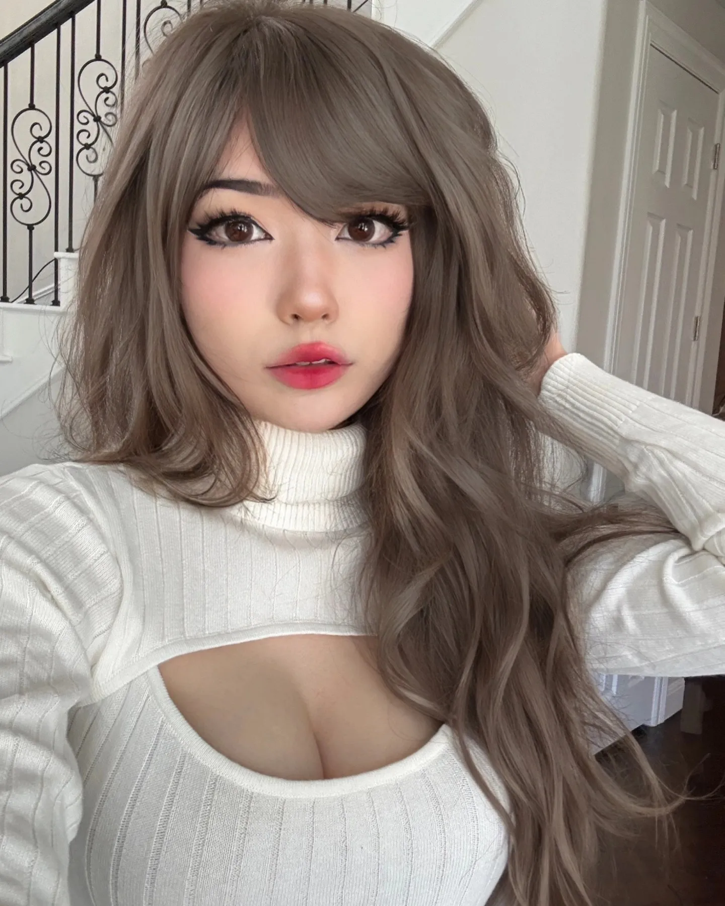 Emiru - Photo