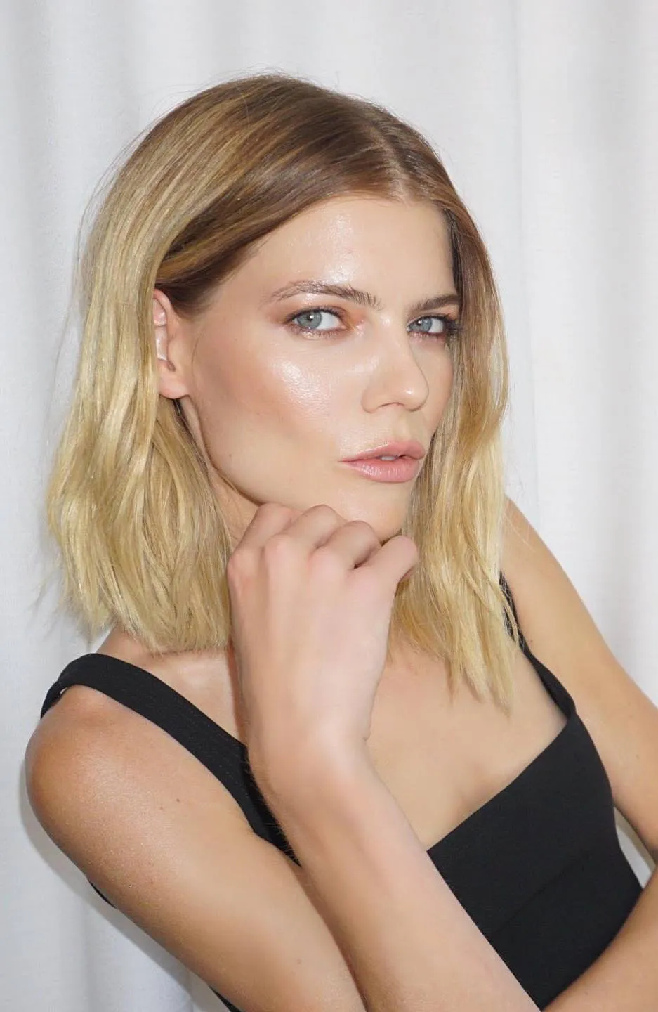 Emma Greenwell - Photo