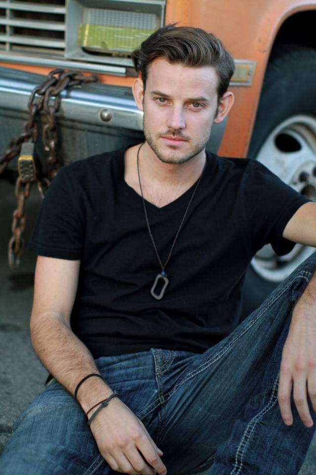 Evan Williams - Photo