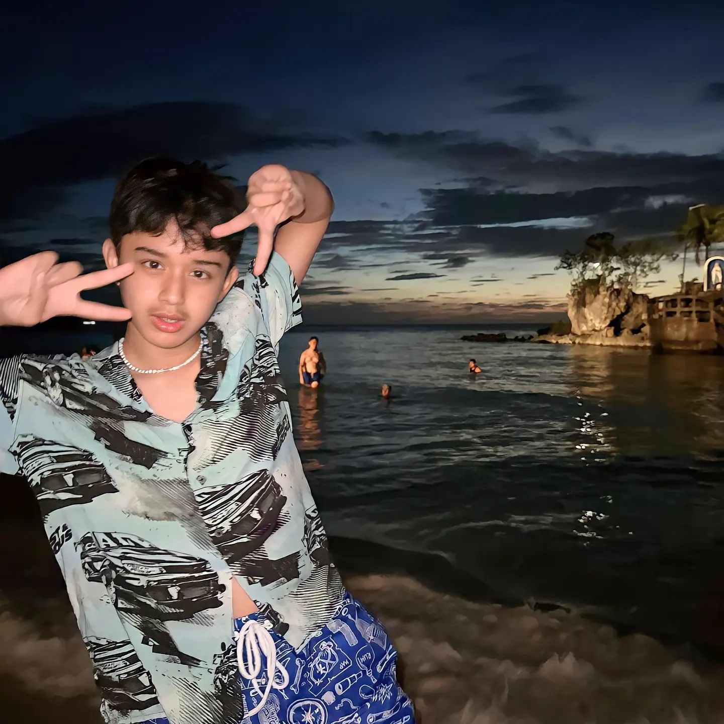 Gab Evangelista - Photo