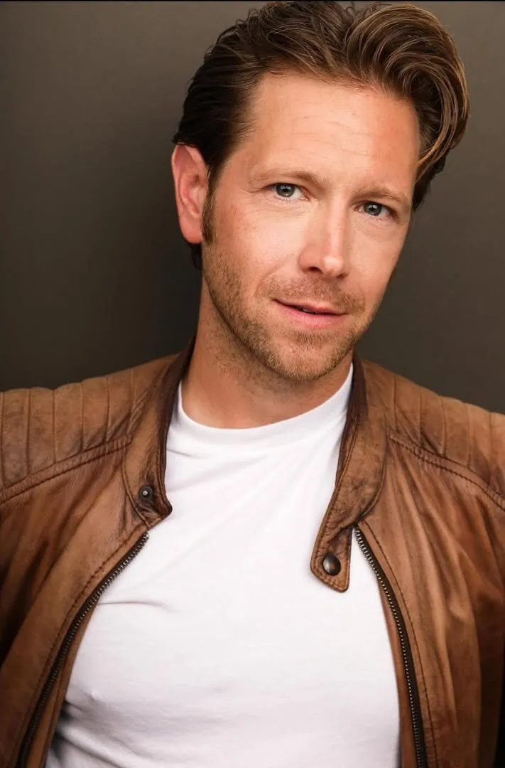 Ian Sargent Phillips - Photo