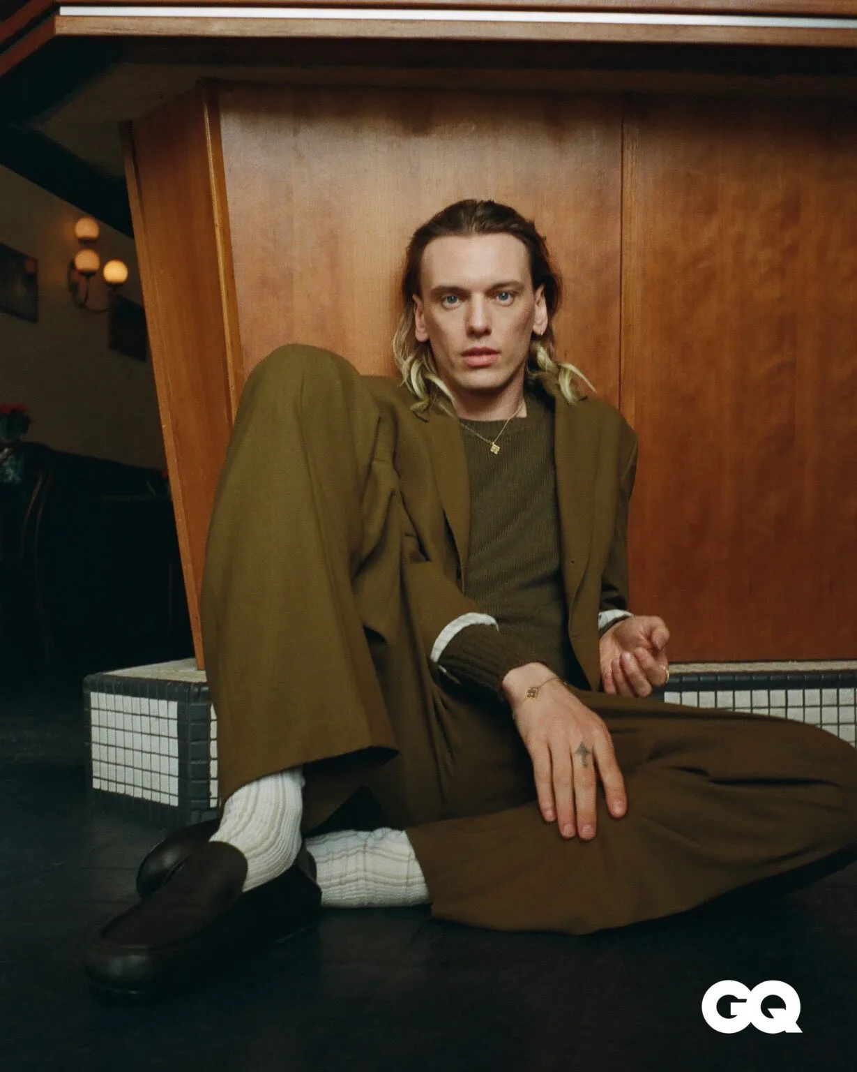 Jamie Campbell Bower - Photo