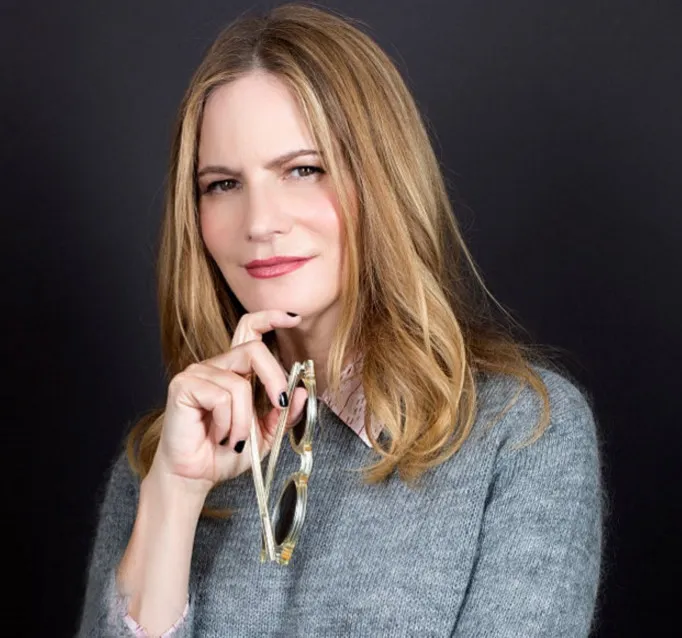 Jennifer Jason Leigh - Photo