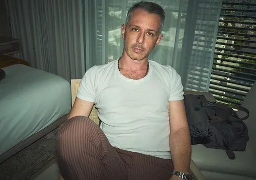 Jeremy Strong - Photo