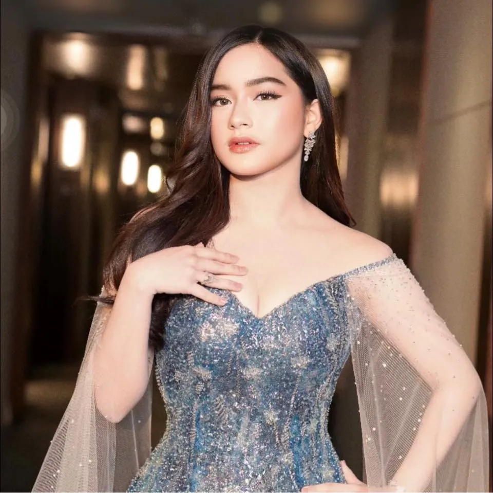 Jillian Ward - Photo