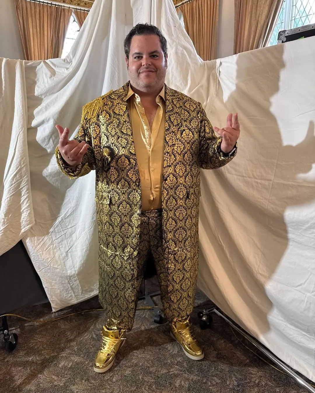 Josh Gad - Photo