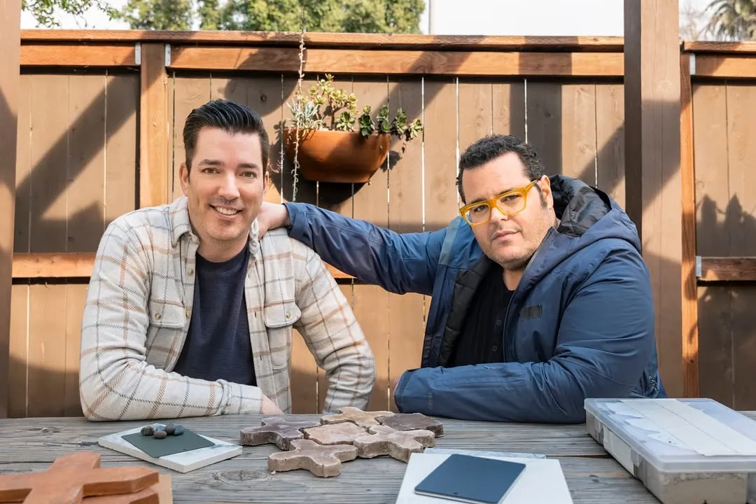 Josh Gad - Photo