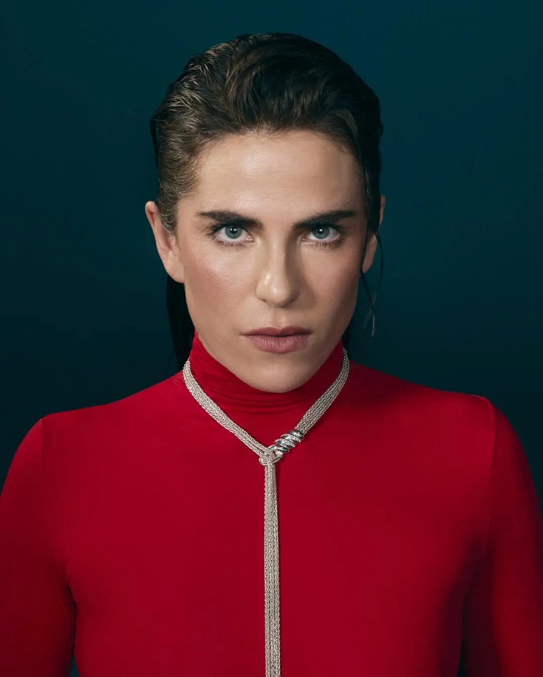 Karla Souza - Photo