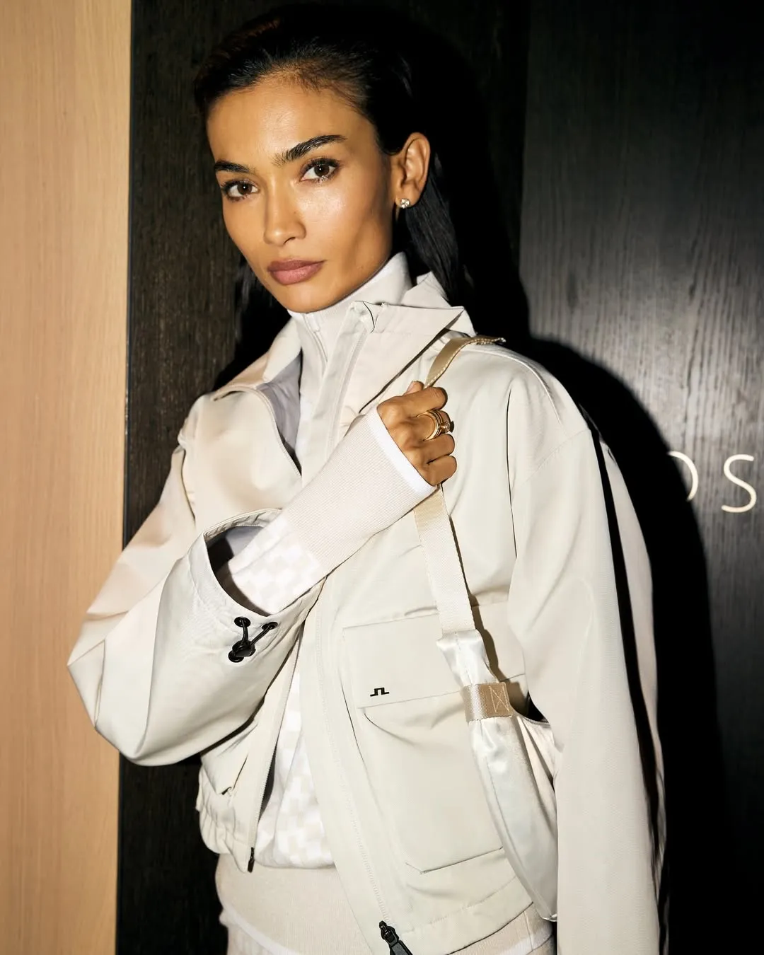Kelly Gale - Photo