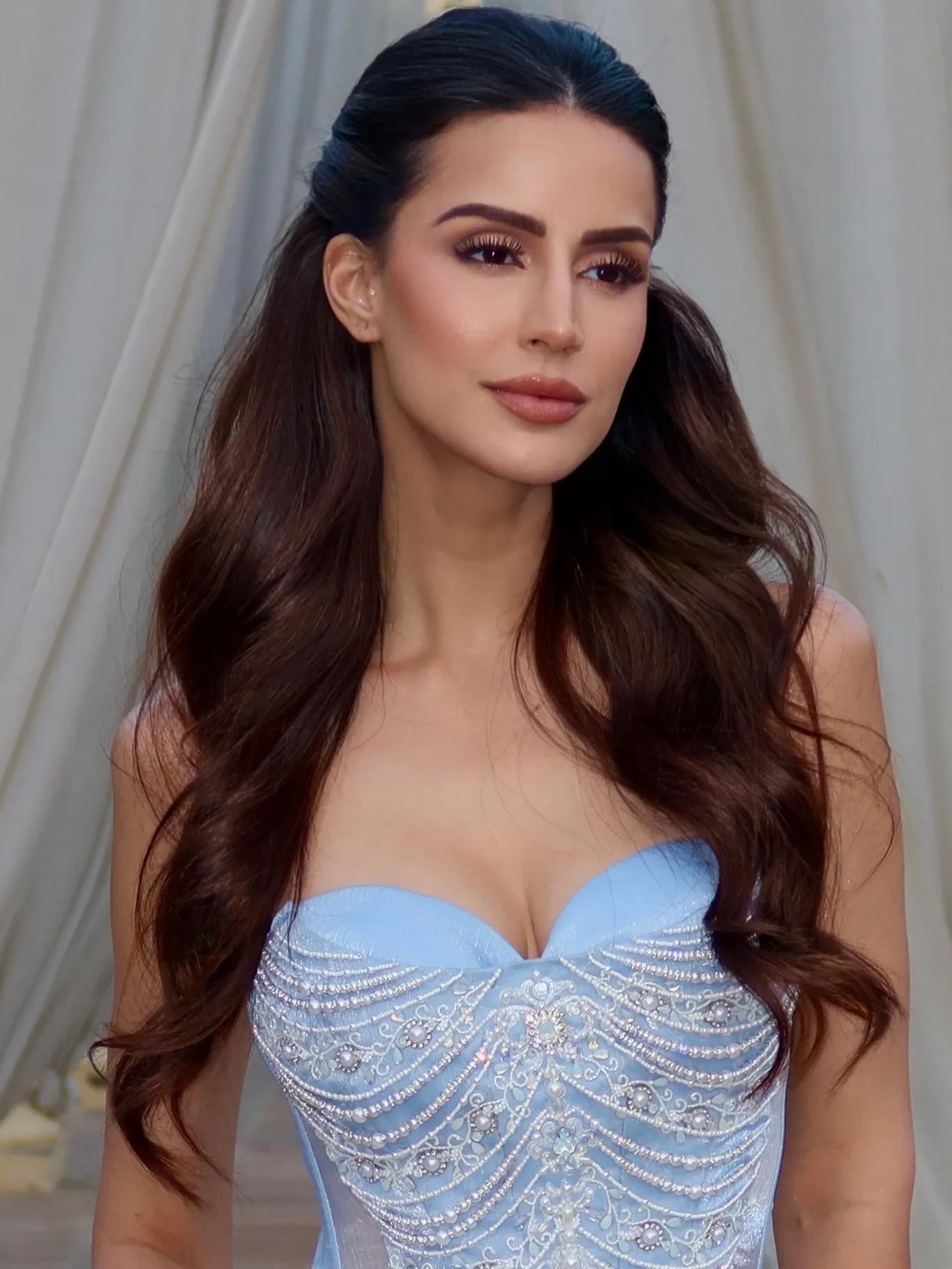 Larissa Bonesi - Photo
