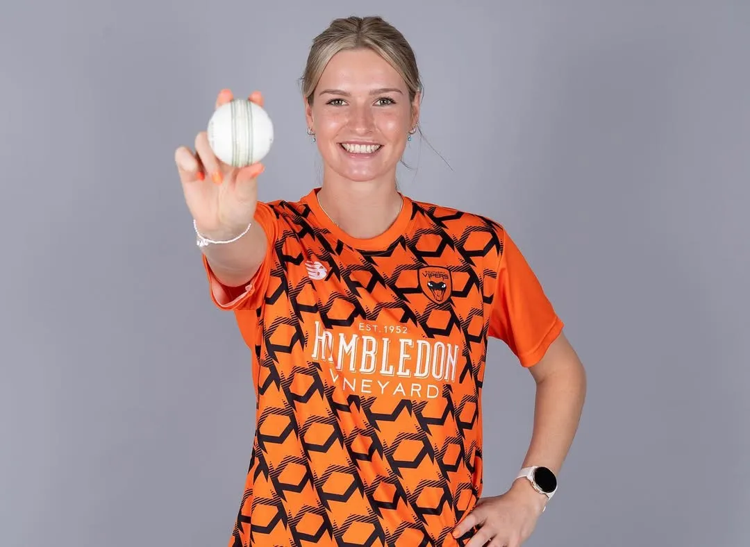 Lauren Bell - Photo