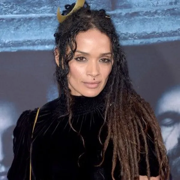 Lisa Bonet - Photo
