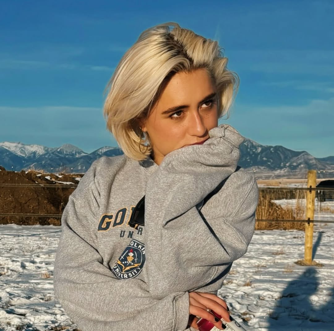 Lizze Broadway - Photo