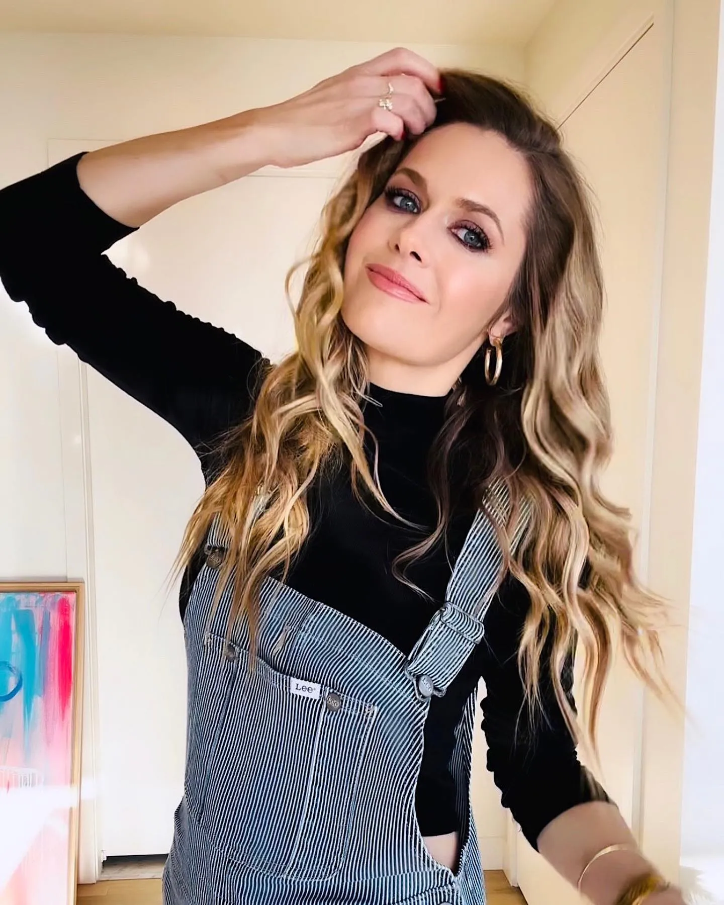 Maggie Lawson - Photo