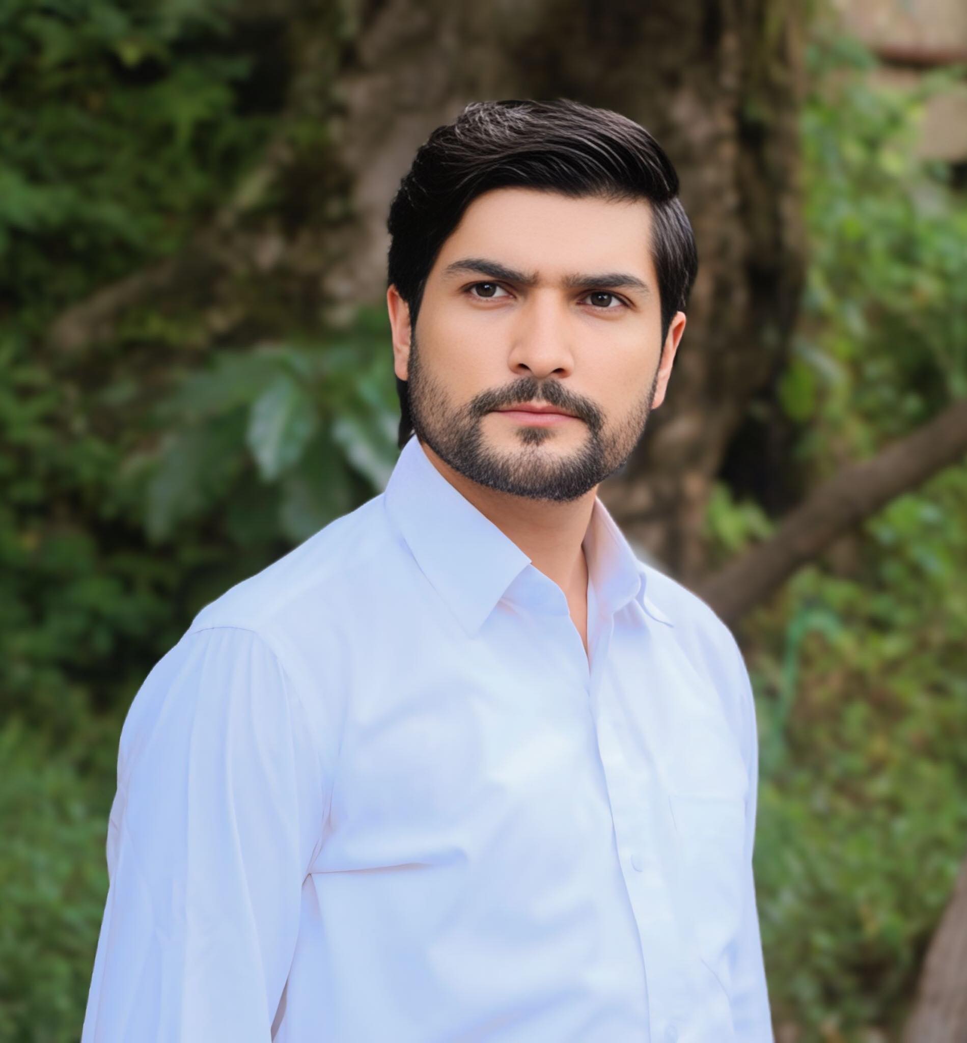 Mahesh Tripathi - Photo