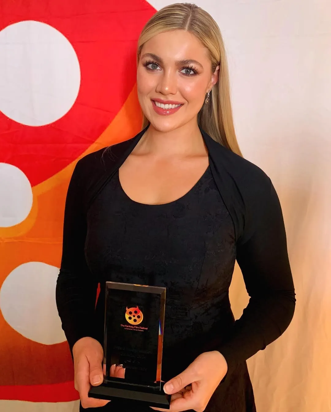 Meredith Vancuyk - Photo