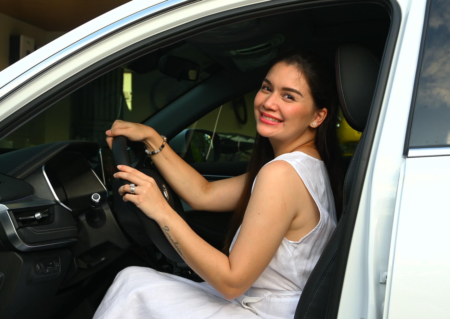 Nadine Samonte - Photo