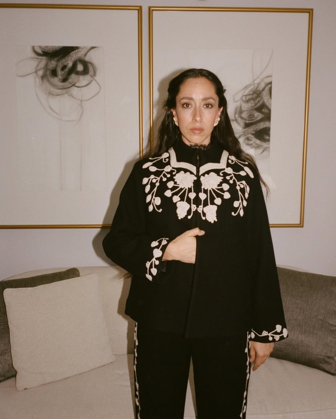 Oona Chaplin - Photo