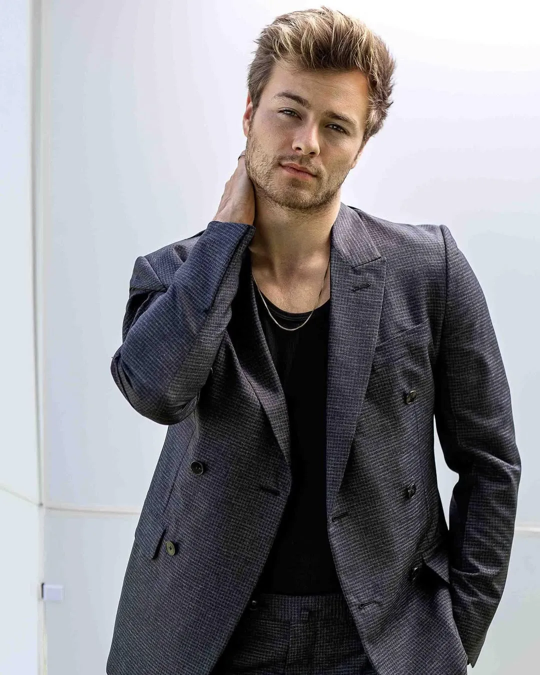 Peyton Meyer - Photo