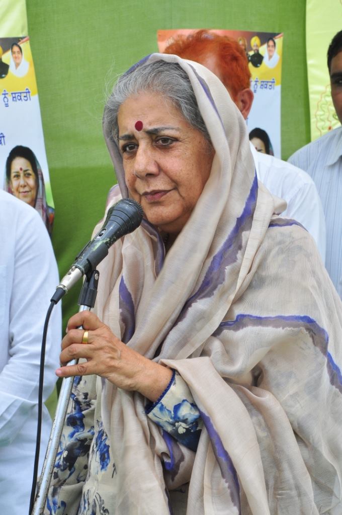 Ambika Soni