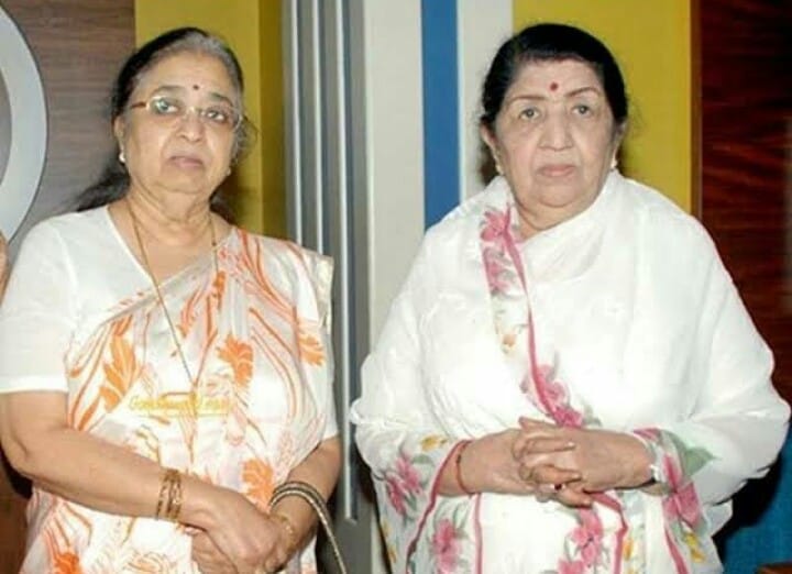Usha mangeshkar with Lata ji