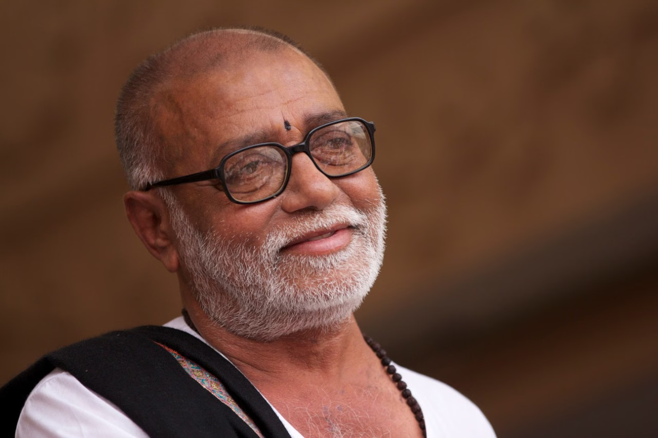 Morari Bapu