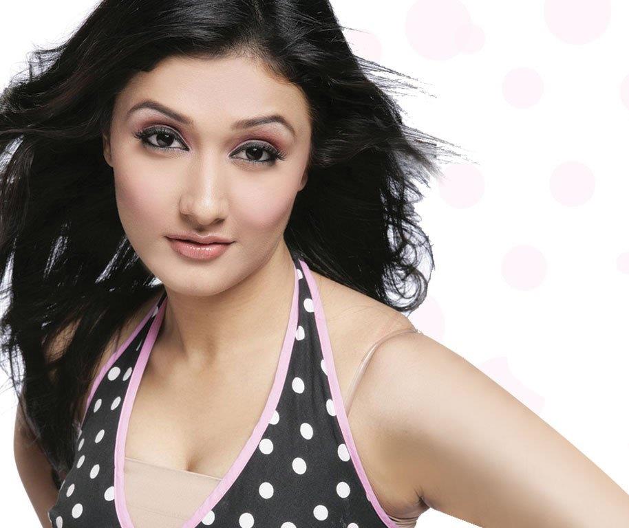 Ragini Khanna