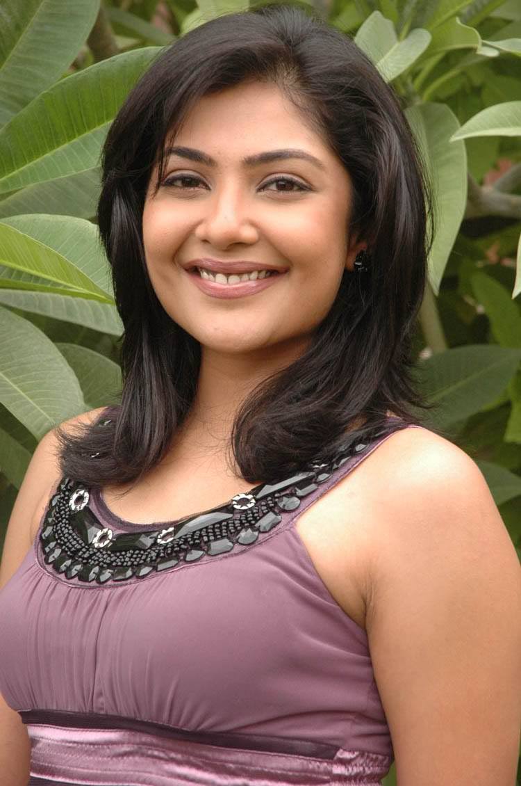 Kamalinee Mukherjee