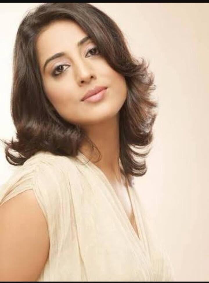 Mahie Gill
